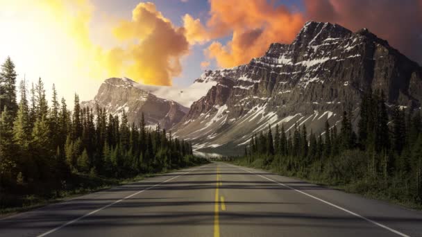 Mozi Folyamatos Loop Animation of Scenic Road Banff — Stock videók