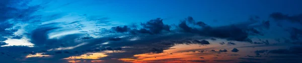 아름답고 극적 인 구름의 경관 — 스톡 사진