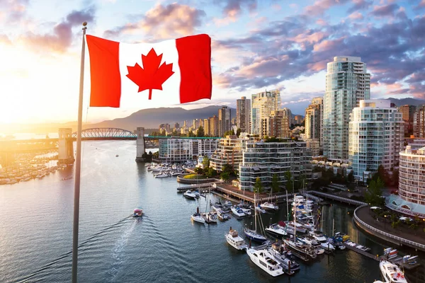 False Creek, centro di Vancouver, Columbia Britannica, Canada. — Foto Stock