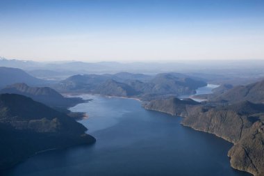 Uzak Kanada Dağ Manzarası Havadan Görünümü
