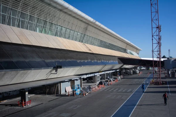 Außenseite des internationalen Flughafens in Brasilien — Stockfoto