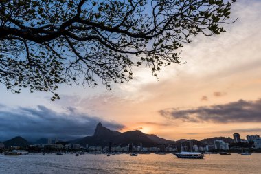 Günbatımı Urca duvarına