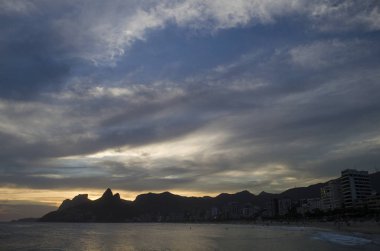 Günbatımı ve Arpoador geceleri