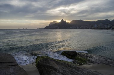 Günbatımı ve Arpoador geceleri