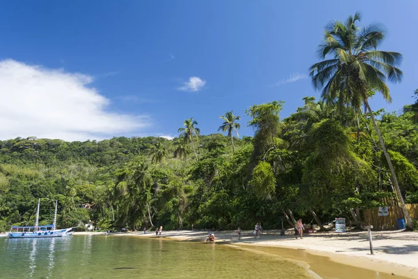 Goleta (balsa) en Pouso Beach — Foto de Stock