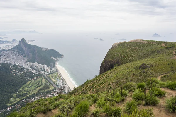 Νότια ζώνη και η σύνοδος κορυφής της Pedra da Gvea — Φωτογραφία Αρχείου