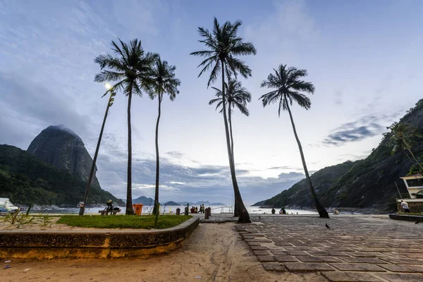 Salida del sol en Praia Vermelha Beach — Foto de Stock