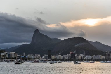 Günbatımı Urca duvarına