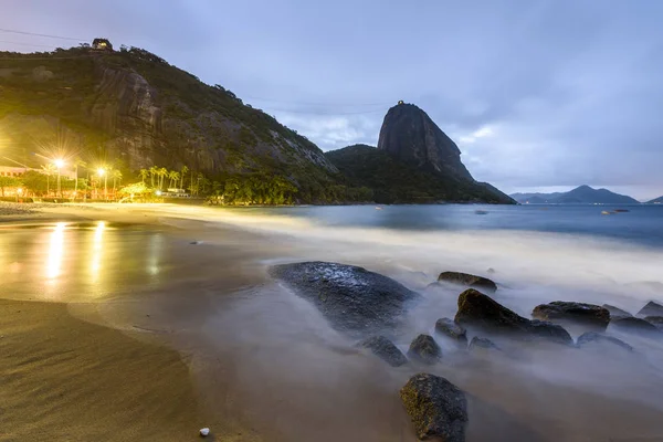 Lever de soleil à Praia Vermelha Beach — Photo