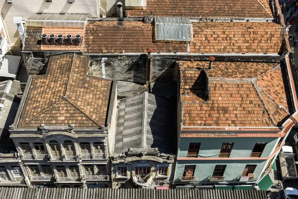 Крыши таунхаусов в центре Рио-де-Жанейро — стоковое фото