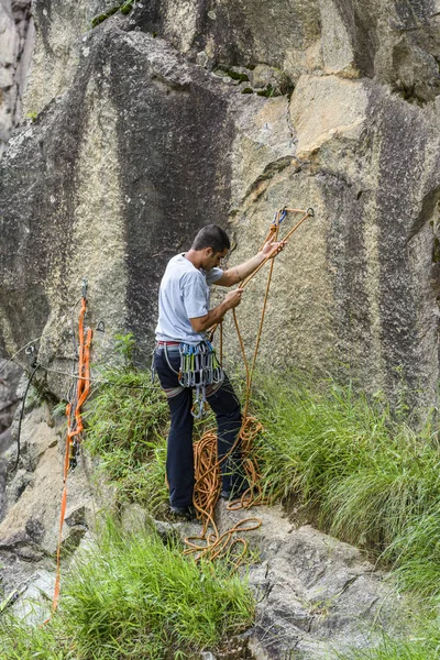 Highline i Pedreira göra Dib i Mairipor distrikt — Stockfoto