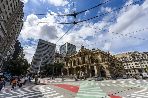 Tarihi şehir merkezinde çok Paulo