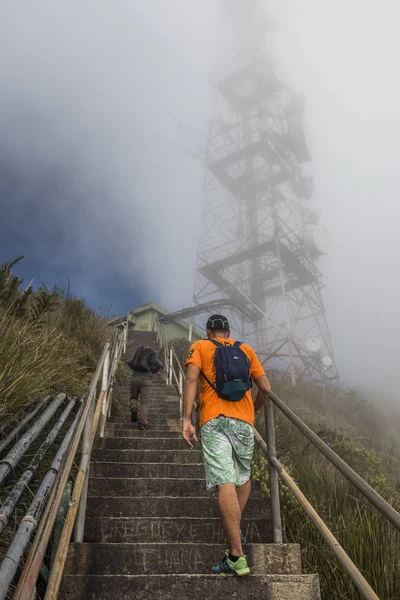 Rio Janeiro Brasil Mayo 2017 Subiendo Escalera Con Antenas Telecomunicaciones — Foto de Stock