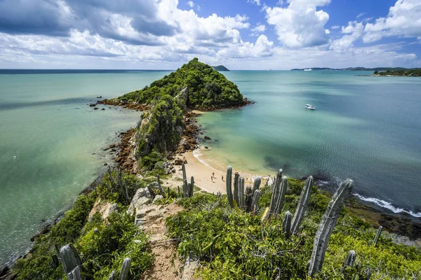 Vista desde Praia Rasa (Rasa Beach ) — Foto de Stock