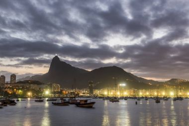 Günbatımı Urca yılında Rio de Janeiro, Brezilya görüldü