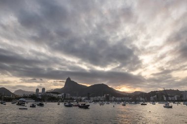 Günbatımı Urca yılında Rio de Janeiro, Brezilya görüldü