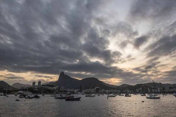 Tramonto visto da Urca in Rio de Janeiro, Brasile — Foto Stock