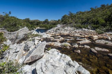Cipo Nehri'nde kayalık sahil