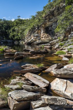 Cipo Nehri'nde kayalık sahil