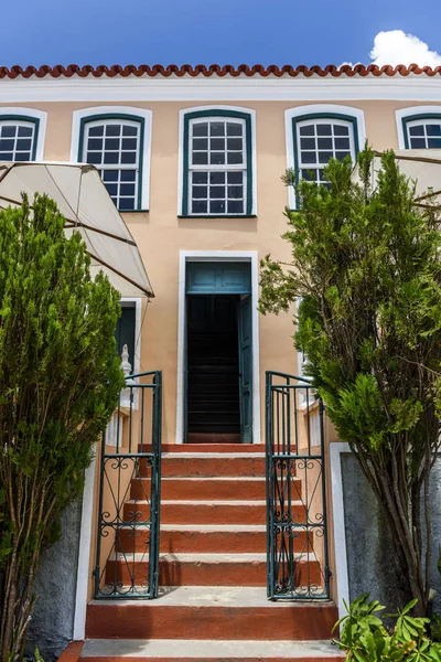 Morro de çok Paulo Tinhar Adası