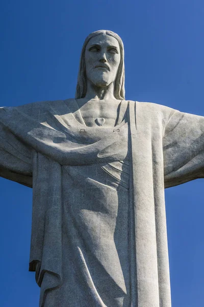 Cristo Redentor socha na vrcholu Morro atrakce Corcovado — Stock fotografie