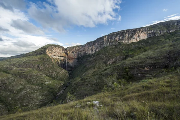 Cachoeira do Tabuleiro no Parque Estadual da Serra do Intendente — Fotografia de Stock