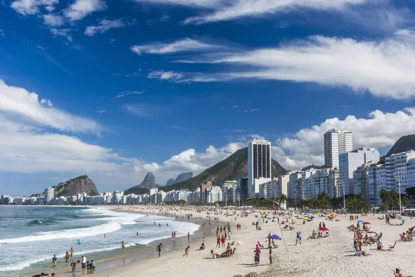 Güneşli bir günde leme Beach