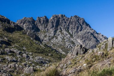 Itatiaia Milli Parkı, dağlarda trekking görüntülemek, 