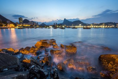 Guanabara Körfezi ve Corcovado dağ Urca ilçesinden görünüme,