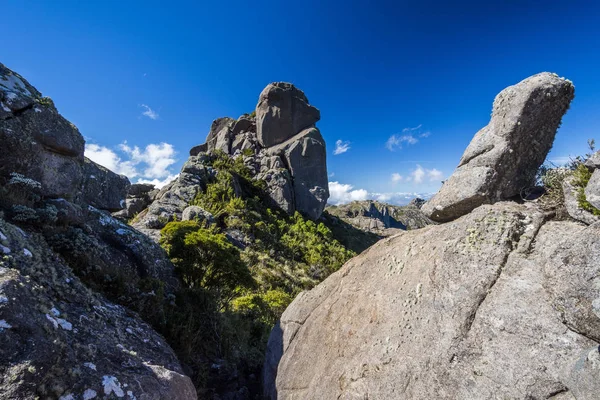 Trekking naar Morro do Couto in het Nationaal Park Itatiaia — Stockfoto