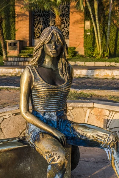 Estátua de Brigitte Bardot em Orla Bardot — Fotografia de Stock