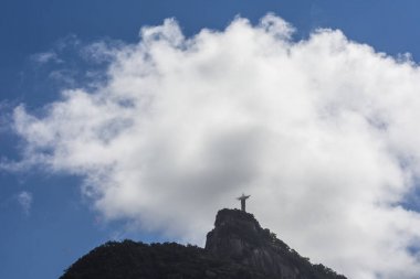 Kurtarıcı İsa heykeli 