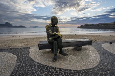 Statue of Carlos Drummond de Andrade  clipart