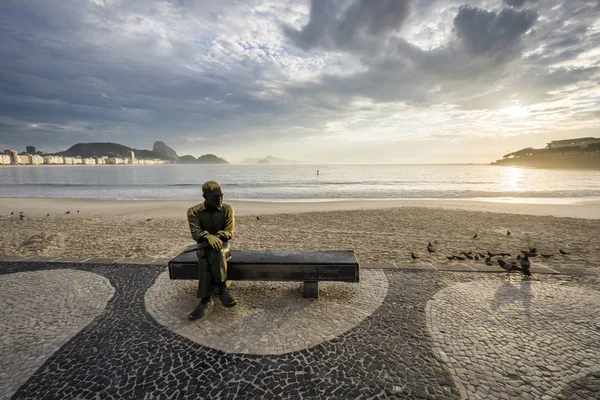 Carlos Drummond de Andrade heykeli 