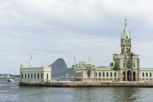 Ilha Fiscal en la Bahía de Guanabara —  Fotos de Stock