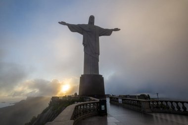Brezilya, Rio de Janeiro - 31 Ocak 2018: görünüm, Cristo Redentor (Kurtarıcı İsa) Morro üstüne yapmak Corcovado (Corcovado Dağı) 