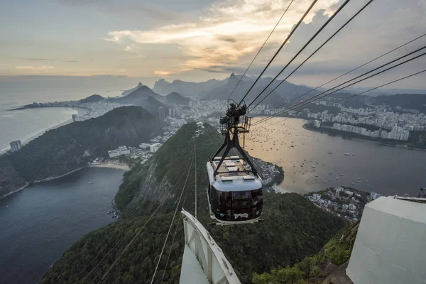 Brasil Rio Janeiro Janeiro 2018 Teleférico Visto Enquanto Escalava Rochas — Fotografia de Stock