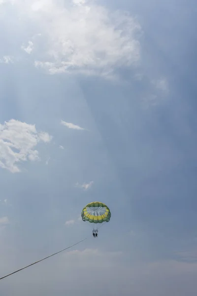 Brésil Rio Janeiro Mars 2018 Parachutistes Dans Baie Guanabara — Photo