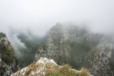Bulutlu bir günde Laranjeiras Kanyon 