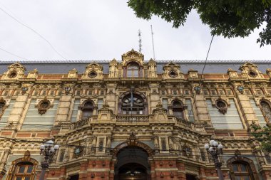 Buenos Aires, Arjantin 'in merkezindeki eski tarihi mimari binaya güzel bir manzara.