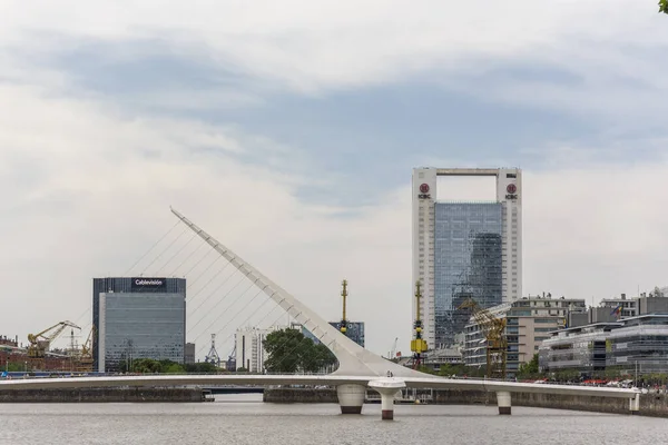 Hermosa Vista Moderno Puente Edificios Puerto Madero Buenos Aires Argentina — Foto de Stock