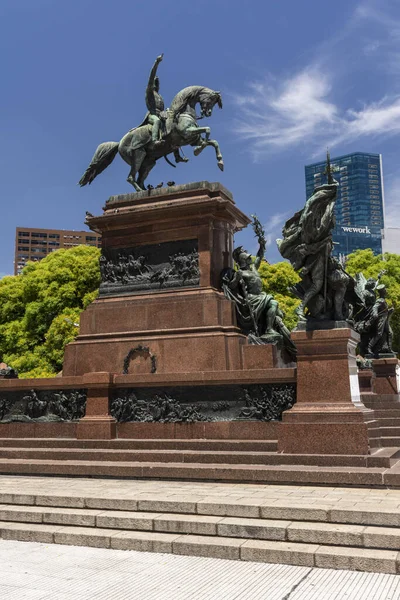 Piękny Widok Pomnik Jeźdźca Konnego General San Martin Buenos Aires — Zdjęcie stockowe