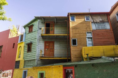Caminito, La Boca, Buenos Aires, Arjantin 'deki tarihi renkli binaların güzel manzarası