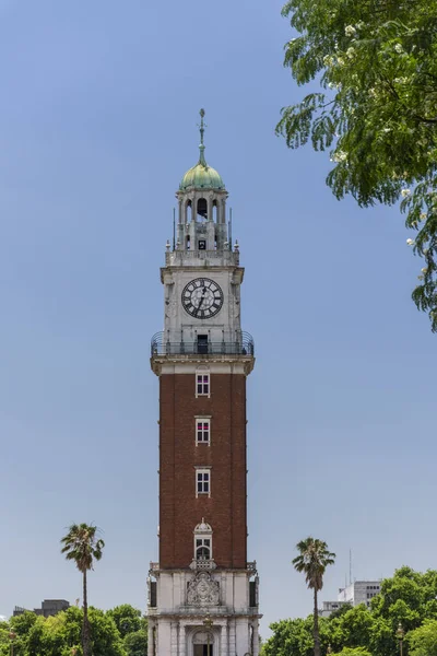 Hermosa Vista Antiguo Edificio Torre Arquitectura Histórica Retiro Buenos Aires — Foto de Stock