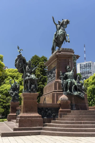 Piękny Widok Pomnik Jeźdźca Konnego General San Martin Buenos Aires — Zdjęcie stockowe