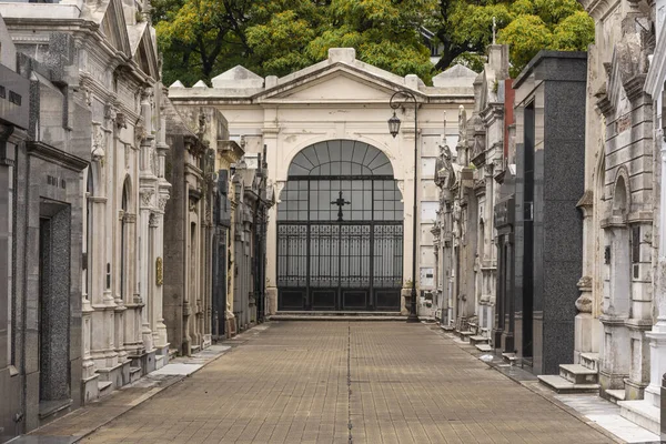 Blick Auf Gräber Und Katakomben Auf Dem Friedhof Von Recoleta — Stockfoto