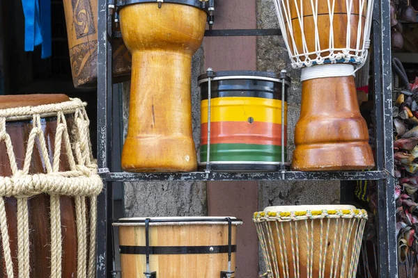 Gadgets Instrumentos Música Capoeira Venta Centro Histórico Ciudad Salvador Bahia — Foto de Stock