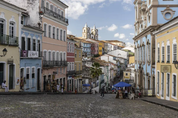 位于巴西巴伊亚州萨尔瓦多市中心的殖民教堂和建筑的美丽景色 — 图库照片