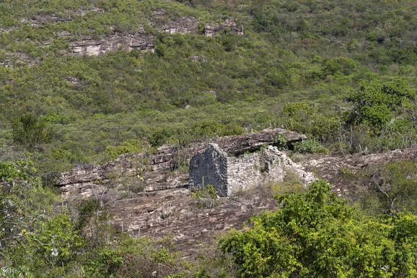 Θέα Βραχώδη Ερείπια Σπιτιού Στο Μικρό Ιστορικό Χωριό Εξοχή Chapada — Φωτογραφία Αρχείου