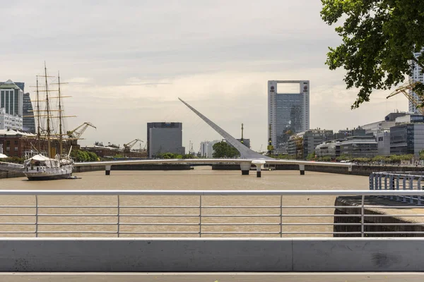 Hermosa Vista Moderno Puente Edificios Puerto Madero Buenos Aires Argentina — Foto de Stock